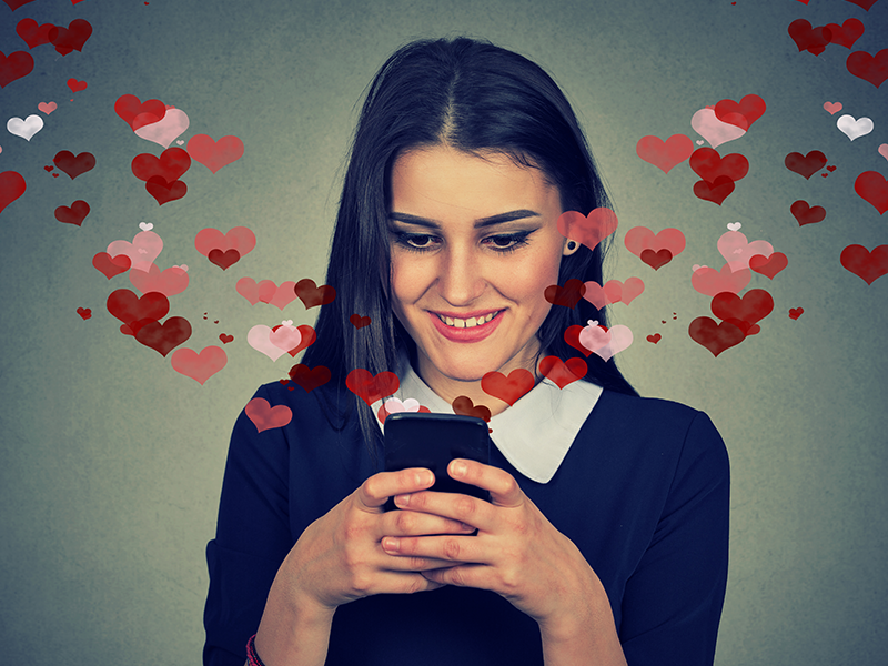 How to Turn a Lame Profile into the Perfect Dating App Bait